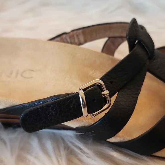 Vionic Black Leather Sandals, Size 6 - Picture 10 of 14